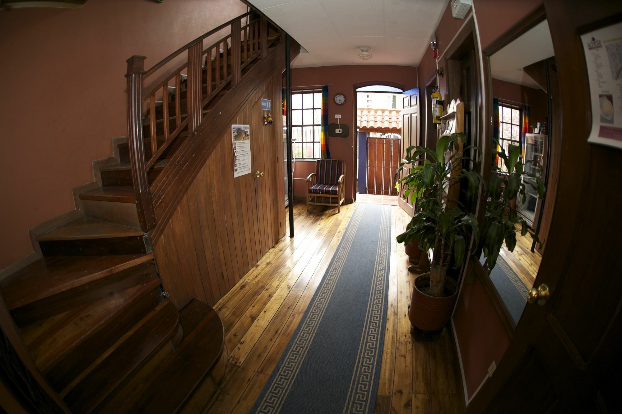 キト Casa Del Arupoホステル エクステリア 写真