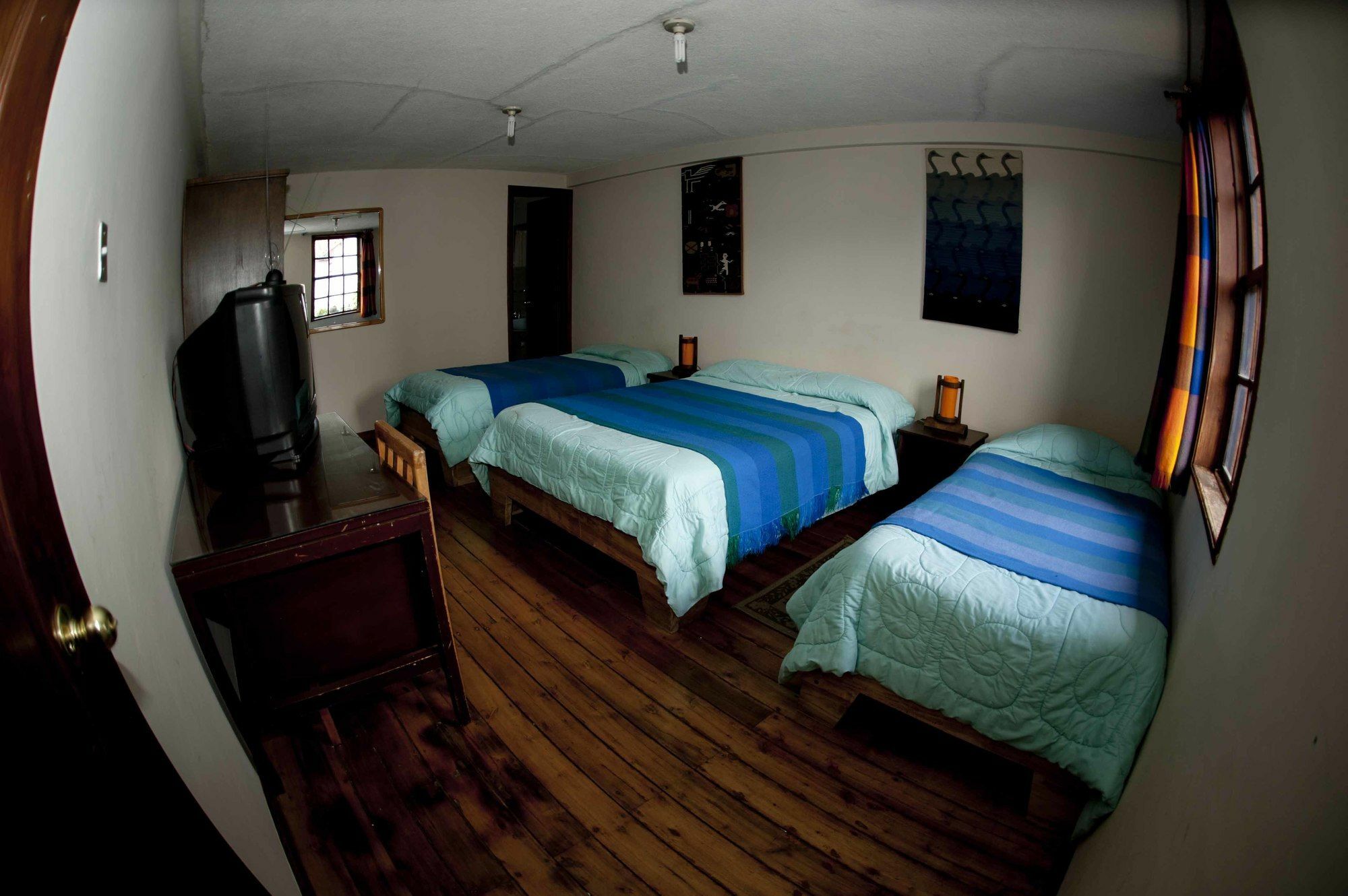 キト Casa Del Arupoホステル エクステリア 写真